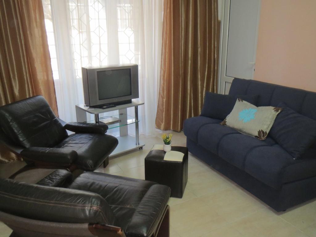 Meidani Guest House Tiflis Habitación foto